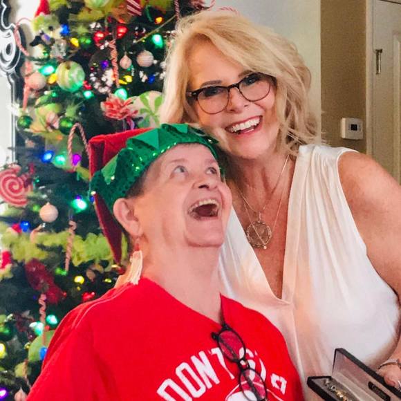 Meet your Posher, Cindy - Picture 1 of 1